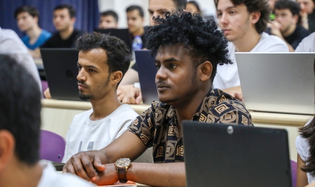 BARÜ&#039;ye 4 yeni program