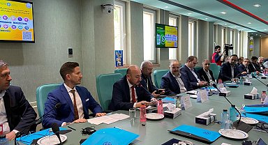 Başkanı Hakan Ülken, İran İsfahan'da düzenlenen Turizm Paneline katıldı