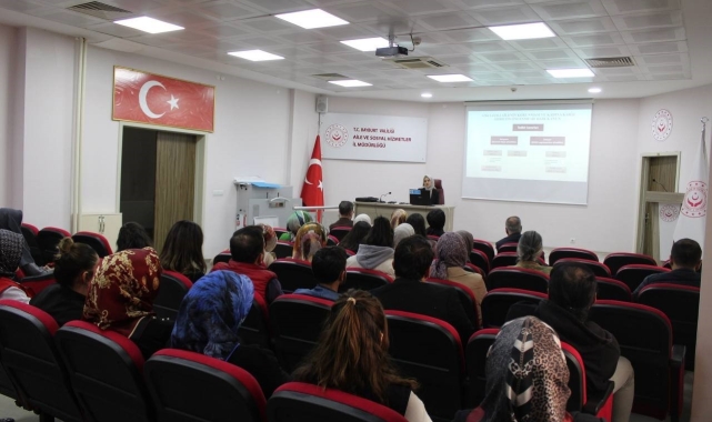 Bayburt&#039;ta &#039;Kadına Yönelik Şiddetle Mücadele ve Şiddet Mağduruyla Görüşme Teknikleri&#039; eğitimi verildi