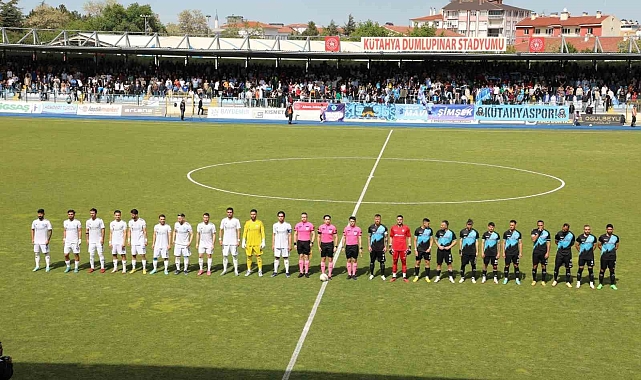 Belediye Kütahyaspor, TFF 3. Lig 3. Grup Play-Off 3. Tur maçında Erbaaspor&#039;u 2-1 mağlup etti