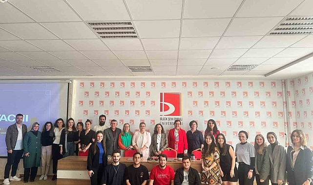 Bilecik Şeyh Edebali Üniversitesi&#039;nde Matematikte İlham Veren Kadınlar&#039; Paneli Düzenlendi