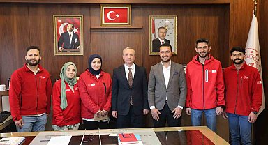 "Bir Sınıf Bir Koli" projesi, ihtiyaç sahiplerine umut oldu