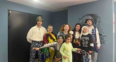 Bodrum Belediyesi, Öğrencilere Sihirli Gemi'yi sergiledi