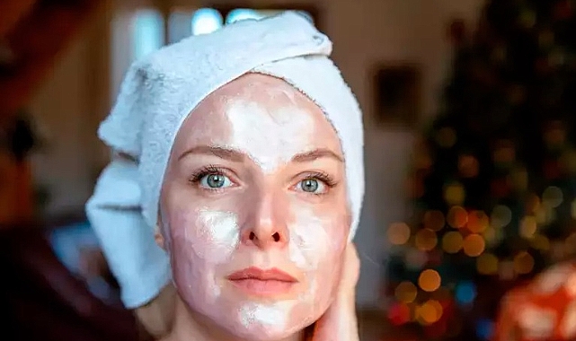 Botoks yaptırmadan doğal yollarla cildimizin genç kalması mümkün mü?