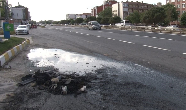 Büyükçekmece&#039;de kaza yapan araç  yandı: 3 yaralı