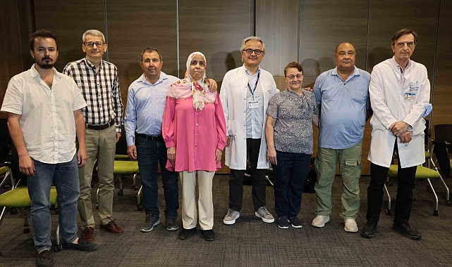 Çapraz böbrek nakliyle hayata yeniden başladı