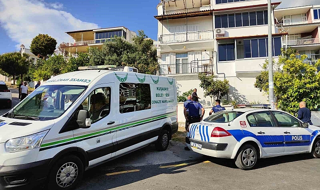Çatıda tadilat yaparken dengesini kaybederek  düşen adam, yaşamını yitirdi