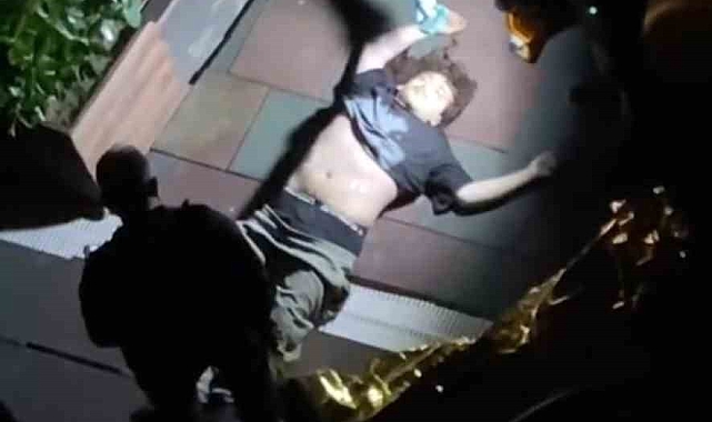 Çatıdan düşen 21 yaşındaki gencin, şüpheli ölümü araştırılıyor