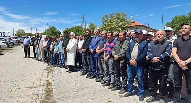 Çiftçiler yağmur duasında