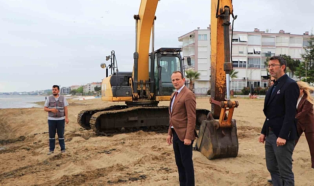 Çiftlikköy sahilinde temizlik alarmı