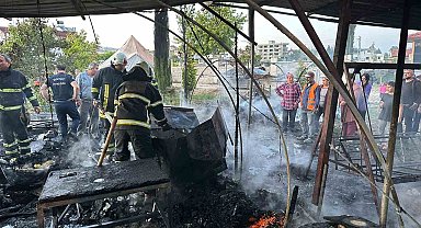 Çıkan yangından baraka kullanılamaz hale geldi