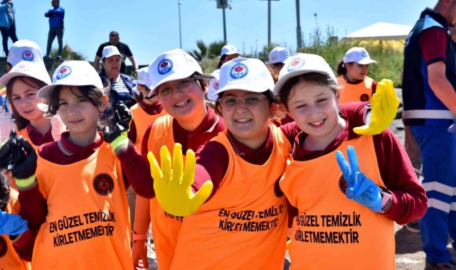 Çocuklar büyüklerine örnek oldu