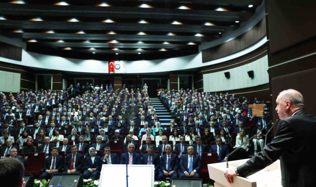 Cumhurbaşkanı Erdoğan: &quot;Halkla araya mesafe koymanın bizim siyaset geleneğimizde yeri yoktur&quot;