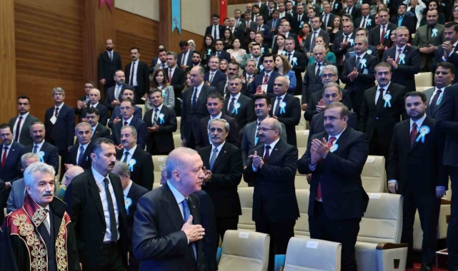 Cumhurbaşkanı Erdoğan&#039;dan anayasa mesajı