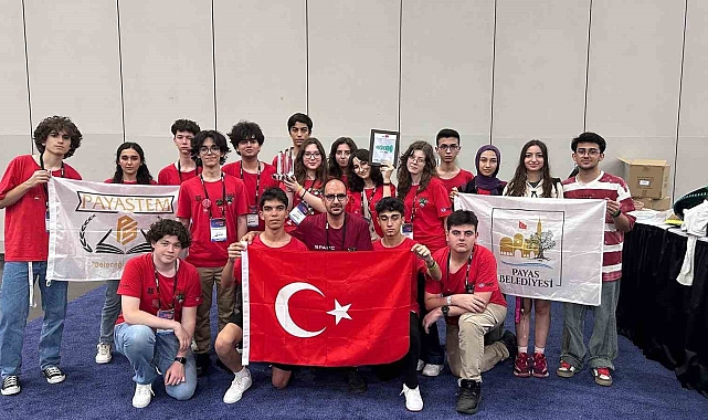 Depremzede öğrenciler, Amerika&#039;dan birincilikle döndüler