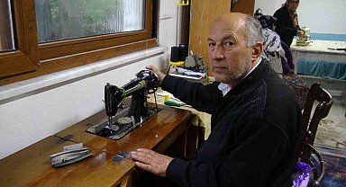 Dikiş makinesi ustası, İl il gezerek tamir yapıyor
