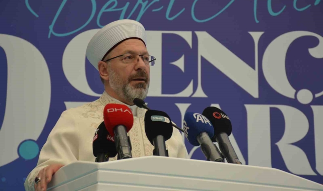 Diyanet İşleri Başkanı Erbaş: &quot;Yeni medya mecralarında algı çoğu zaman gerçeğin önüne geçebilmekte&quot;