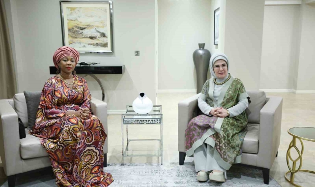 Emine Erdoğan, Sierra Leone Cumhurbaşkanı&#039;nın eşi Fatima Maada Bio ile görüştü