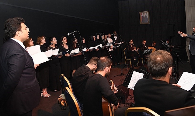 Erzurum Teknik Üniversitesinde kurulan Klasik Türk Müziği Korusu dinleyiciyle buluştu