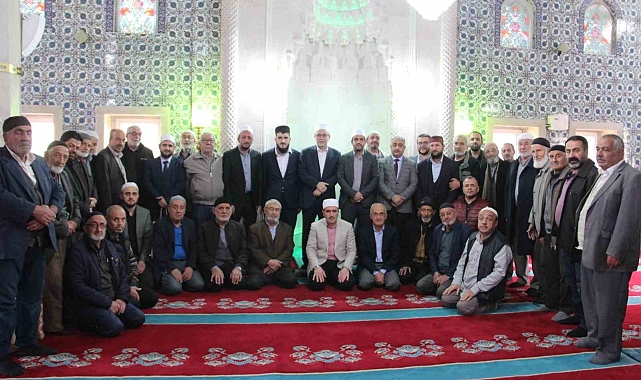 Erzurum&#039;da din görevlileri hafızlıkta yarıştı