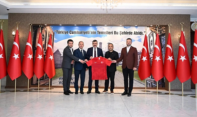 Erzurum&#039;da UEFA antrenör eğitimi yapılacak