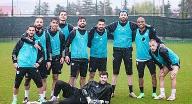 Erzurumsporlu oyuncular Ümraniye maçı hazırlıklarını sürdürüyor