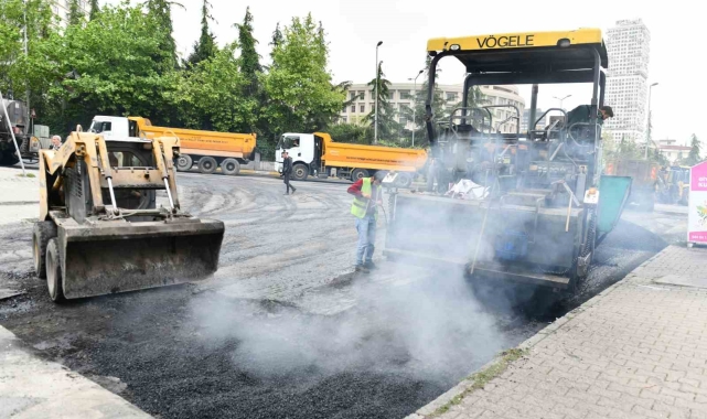 Esenyurt Üçevler Mahallesi 911. Sokak&#039;ta asfaltlama çalışması yapıldı
