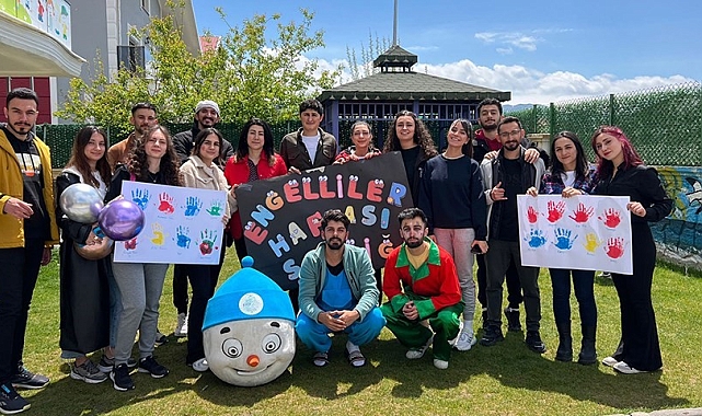 ETÜ&#039;lü gençler çocuklarla çocuk oldu