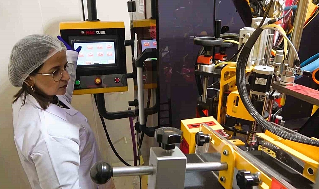 Evde geliştirdiği formülle kendi firmasını kurdu