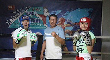 Evli çift Kick Boks Dünya Şampiyonası'nda madalya hedefliyor