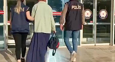FETÖ'nün firari 2 kadın üyesi yakalanarak cezaevine gönderildi
