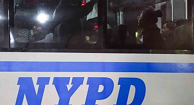 Filistin'e destek gösterilerinde 282 öğrenciyi gözaltına alındı