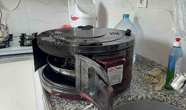 Fırında unutulan yemek yangına sebep oldu