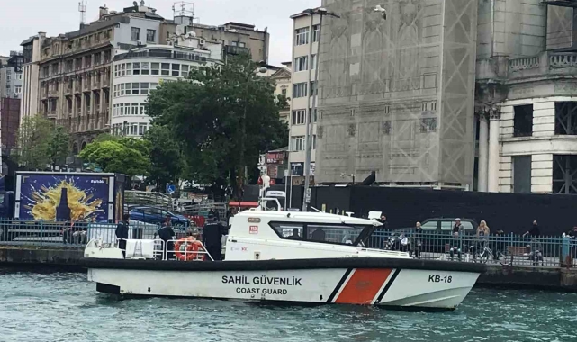 Galata Köprüsü&#039;nde dalgıçlarla hayalet ağ temizliği yapıldı