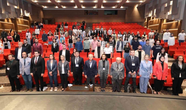 GAÜN&#039;de Yapay Zeka ve Hukuk Sempozyumu