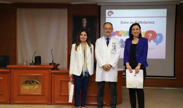 &quot;Geçmişten Günümüze Hemşirelikte Değerler III&quot; sempozyumu