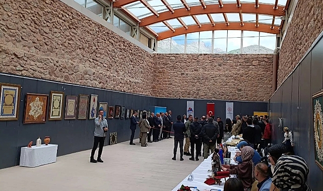 Geleneksel Türk El Sanatları Sergisinde Iğdır Rüzgârı esti