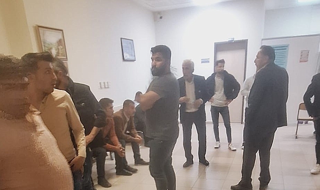 Gelin ve damat tarafı bir birine saldırdı