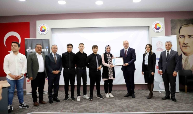 Gençlik ve İnovasyon Ödülleri sahiplerini buldu