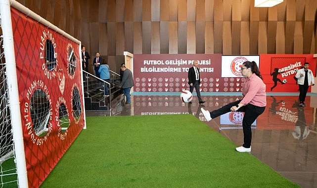 GSB, MEB ve TFF&#039;den ortak projev Hedef 100 bin öğrenciye erişmek