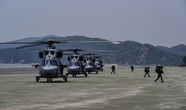Güney Kore ordusun Sarı Deniz&#039;de savunma tatbikatı gerçekleştirdi