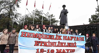 'Hemşirelerimiz bizim tek geleceğimiz'