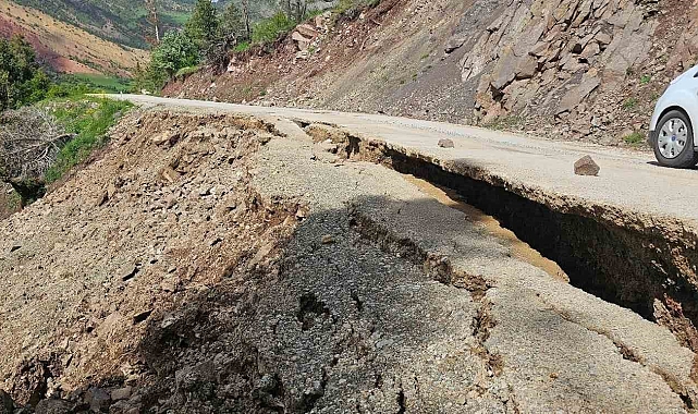 Heyelan ve toprak kayması sebebiyle oluşan dev yarıklar tehlike oluşturuyor