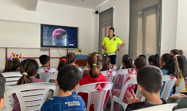 Hisarcık&#039;ta öğrencilere trafik eğitimi