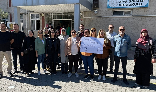 Iğdır’da Öğretmenlerden ‘Öğretmenlere Şiddete Hayır’