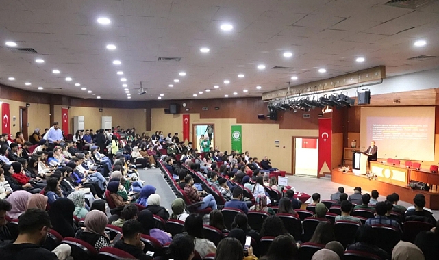 Iğdır Üniversitesinde “Ağız Bakımında Doğru Sanılan Yanlışlar” anlatıldı