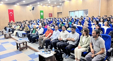 Iğdır Üniversitesinde "Bağımlı Mahkumlar ve Destek Uygulamaları" paneli düzenlendi