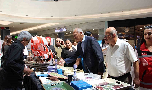 İlerleyen yaşlarına rağmen sanattan geri kalmadılar