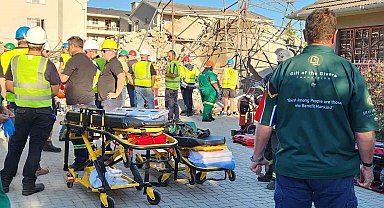 İnşaat halindeki bina çöktü: Ölü ve yaralılar var