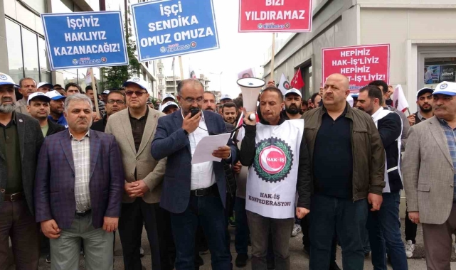 İpekyolu Belediyesinin 185 işçinin işine son vermesi protesto edildi